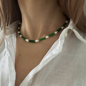 Chocker necklace